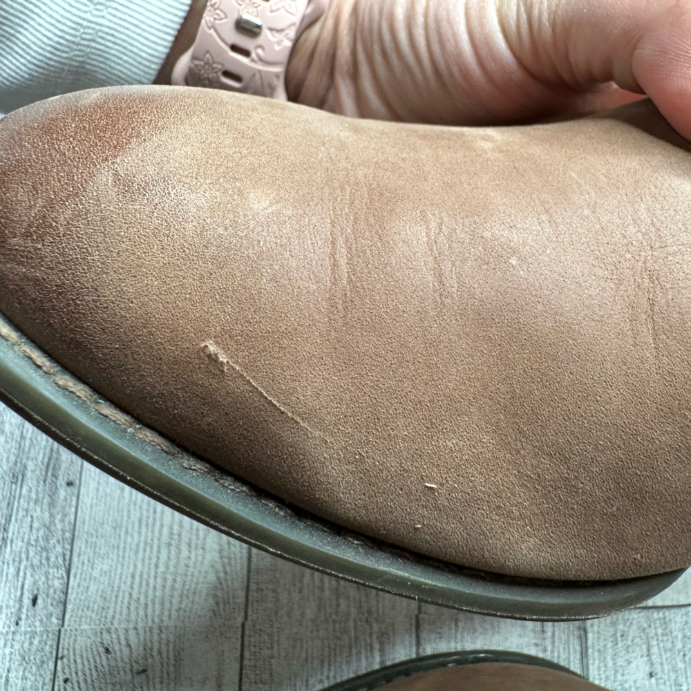 Vionic Leather Booties Size 10 - image 7